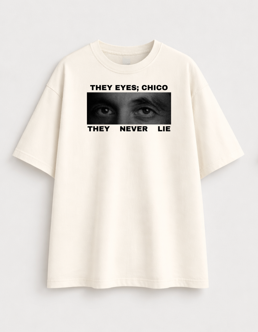 Camiseta Oversized - The World is Yours