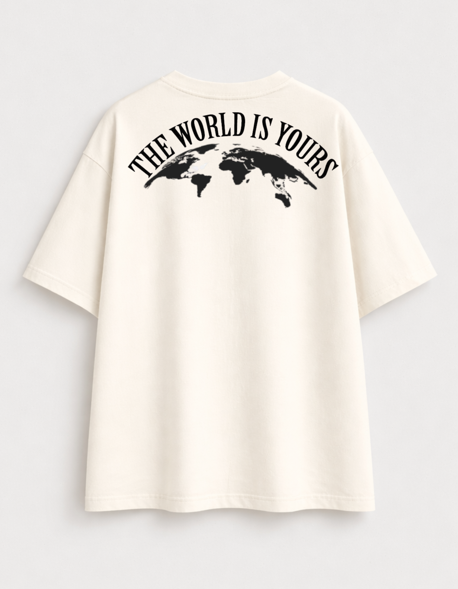 Camiseta Oversized - The World is Yours