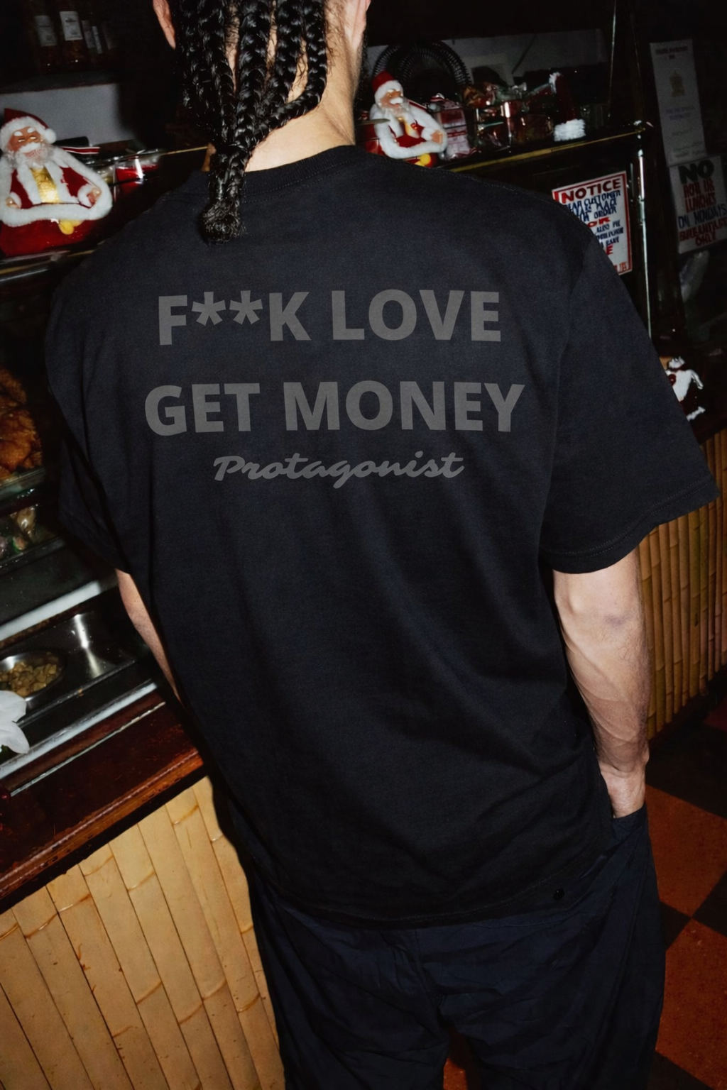 Camiseta Regular - F**k Love Get Money